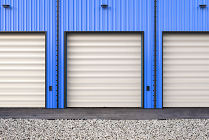 How to Spot a Trustworthy Commercial Garage Door Company