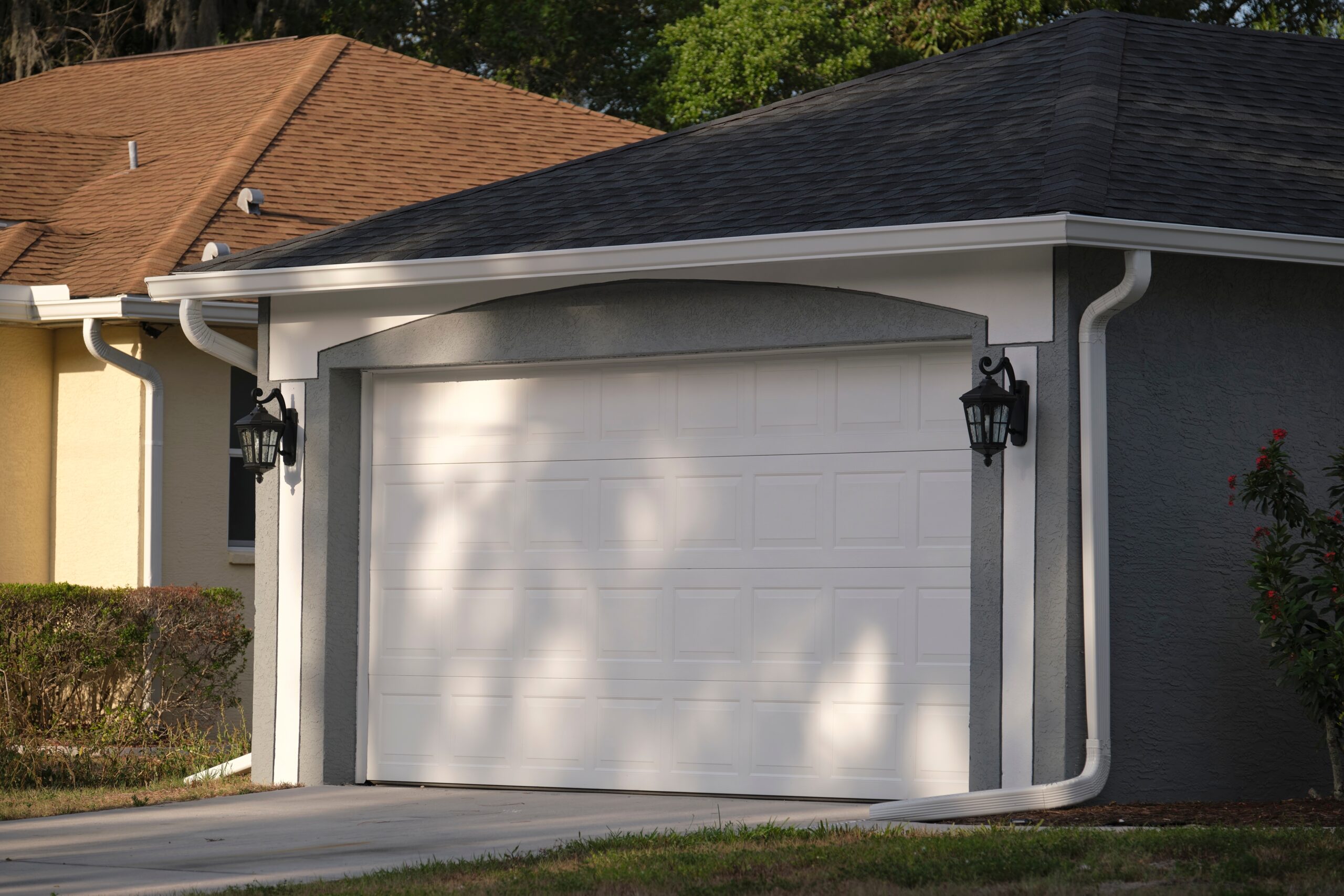 15 Common Garage Door Issues And Troubleshooting Guide